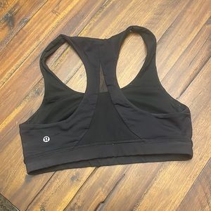 Lululemon invigorate sports bra size 8